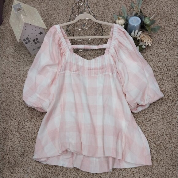 POL Dresses & Skirts - 3503 Size Large POL Puff Sleeve Cream and Pink Lined Dress. NWT